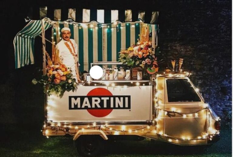 Tuk Tuk Piaggio Customizado Martini